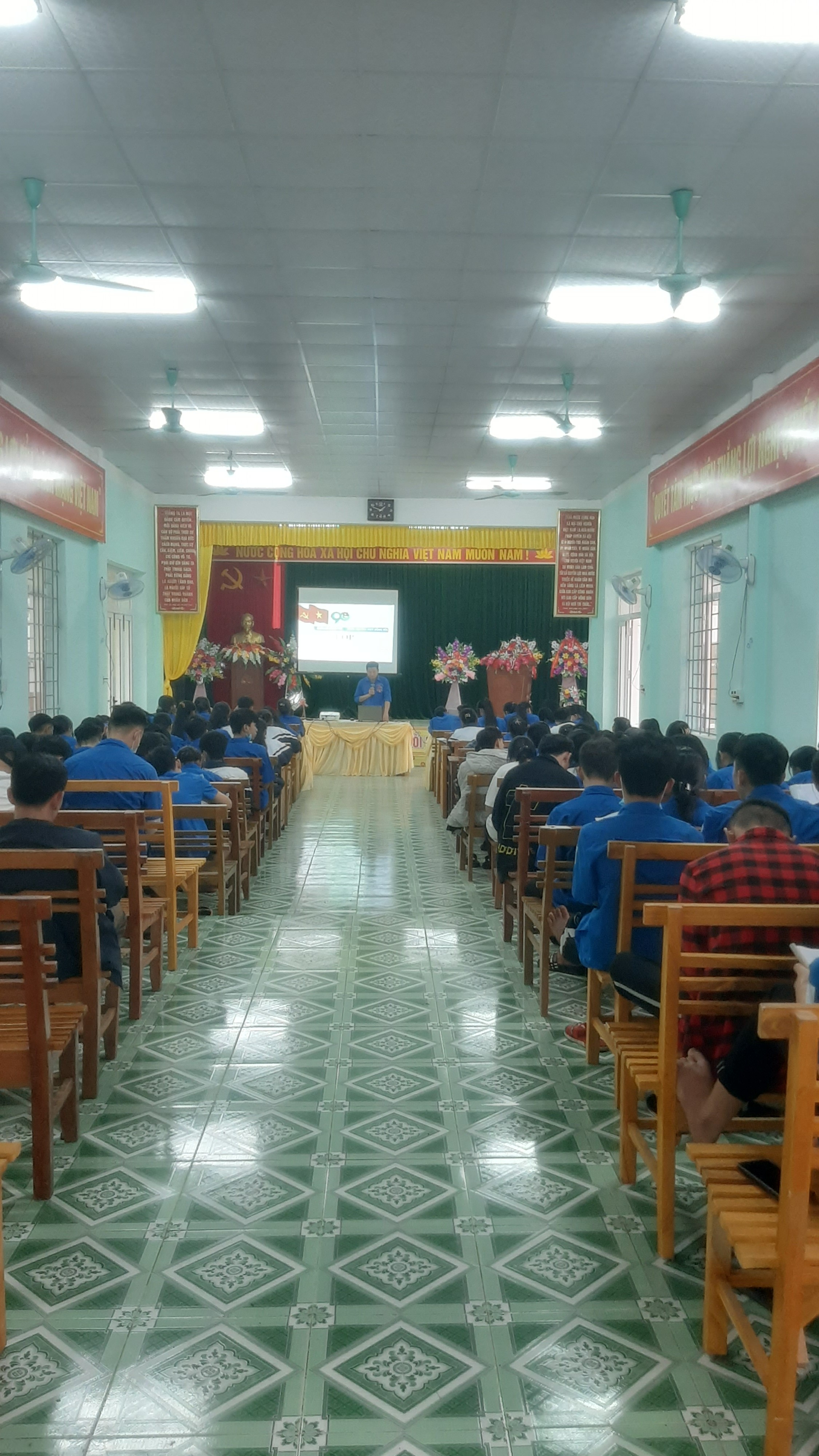 Đoàn xã Đồng Yên mở lớp bồi dưỡng cảm tình đoàn  cho thanh niên tiên tiến