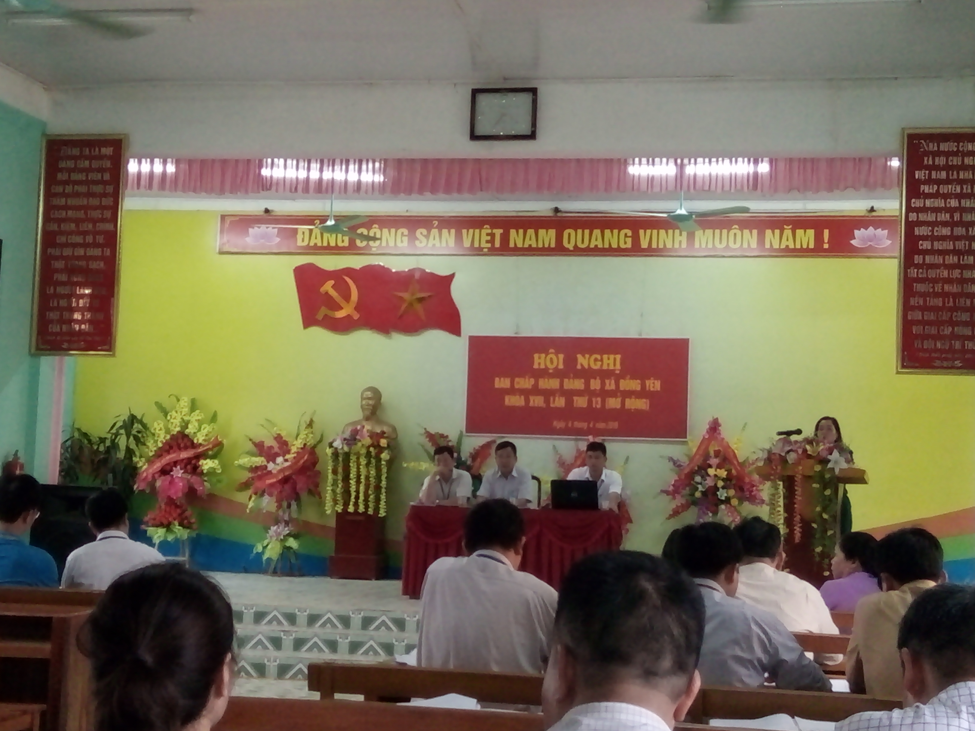 Hội nghị BCH Đảng bộ xã lần thứ 13 (mở rộng)